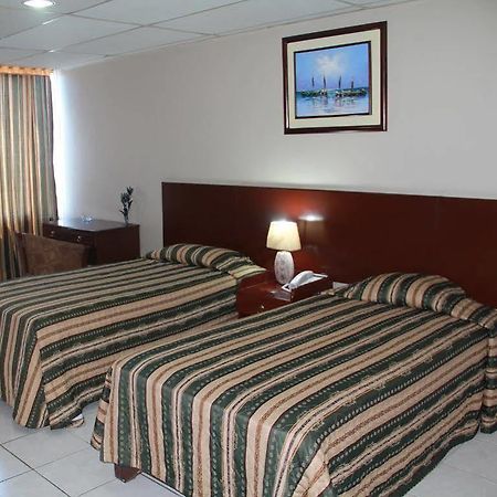 Hotel La Torre Guayaquil Extérieur photo
