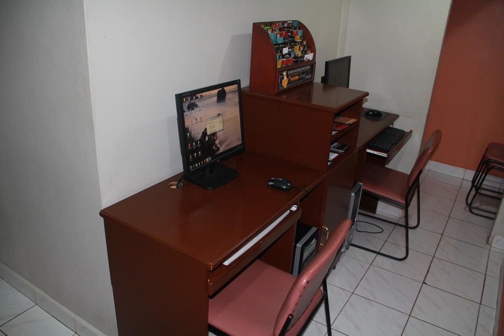 Hotel La Torre Guayaquil Extérieur photo