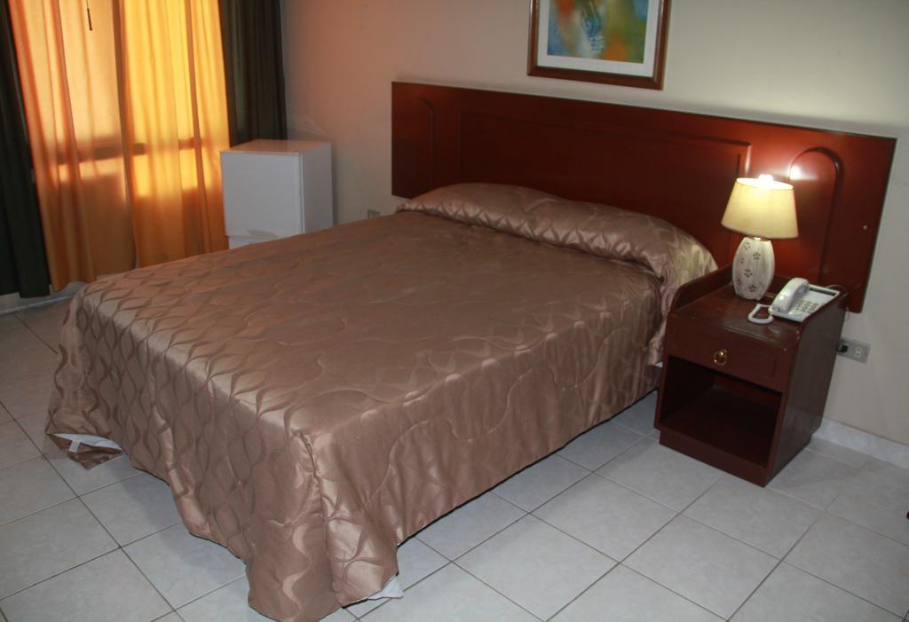Hotel La Torre Guayaquil Extérieur photo