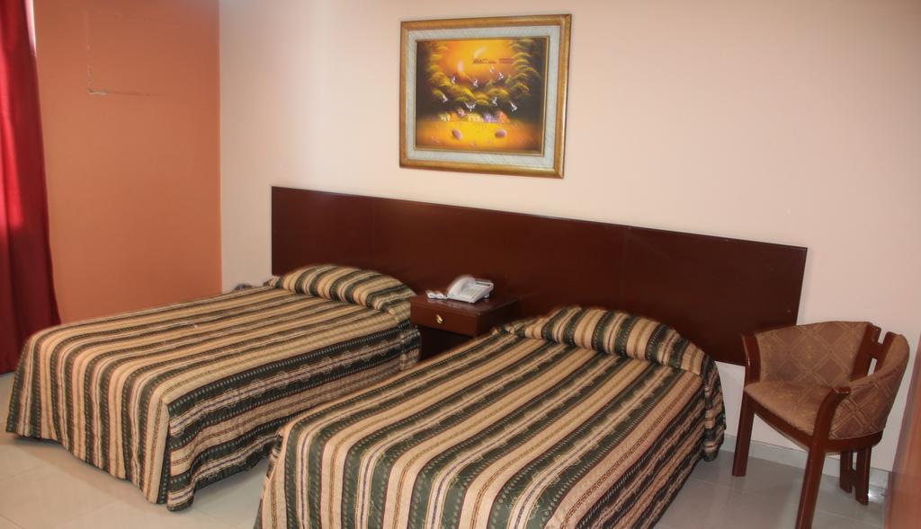 Hotel La Torre Guayaquil Chambre photo