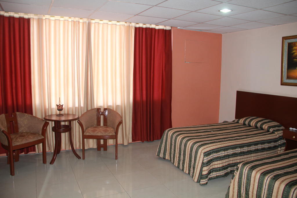 Hotel La Torre Guayaquil Chambre photo