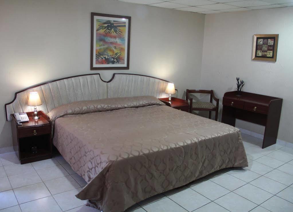 Hotel La Torre Guayaquil Extérieur photo